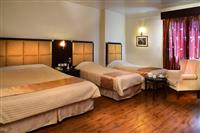 Quad room