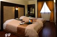 Twin room ( 2bed room apartment )